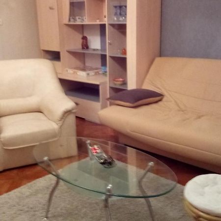 A L'Ombre De La Cascade Apartment Lemberg Bagian luar foto