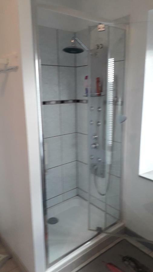 A L'Ombre De La Cascade Apartment Lemberg Bagian luar foto